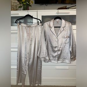 Victorias Secret Satin Pajama Set (Pink Iconic Stripe), Size L